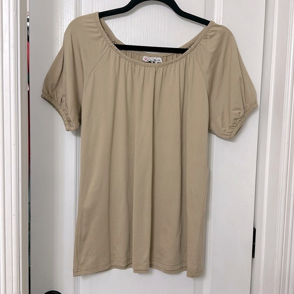 Forever pink beige nude top size m